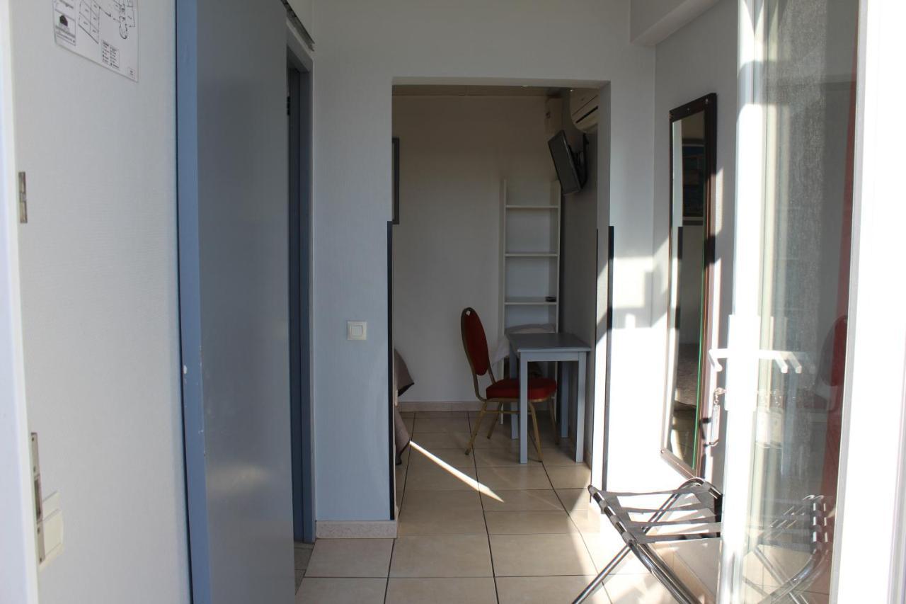 Hotel L'Hacienda Martigues Esterno foto