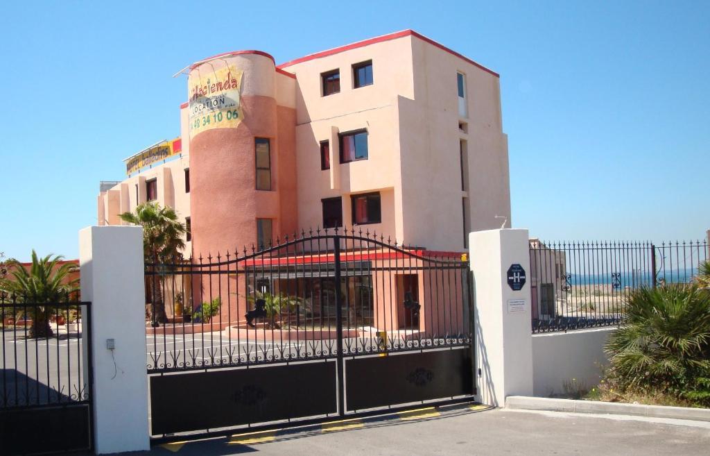 Hotel L'Hacienda Martigues Esterno foto