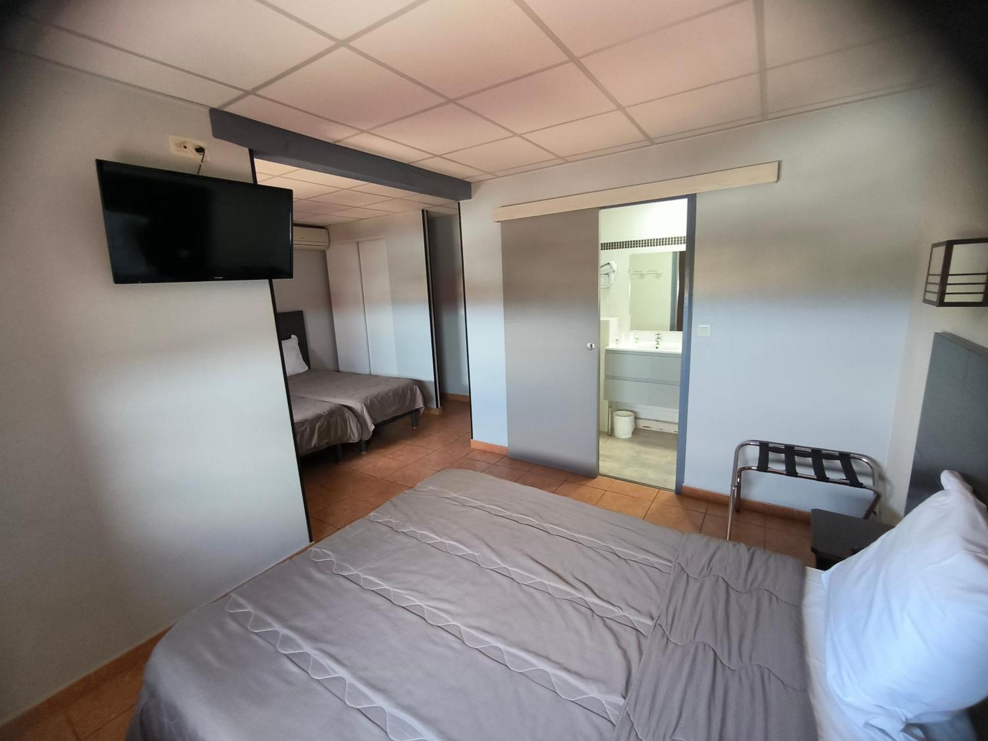 Hotel L'Hacienda Martigues Esterno foto