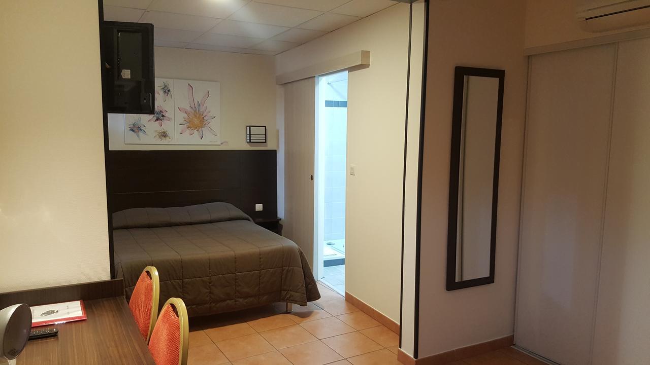 Hotel L'Hacienda Martigues Esterno foto